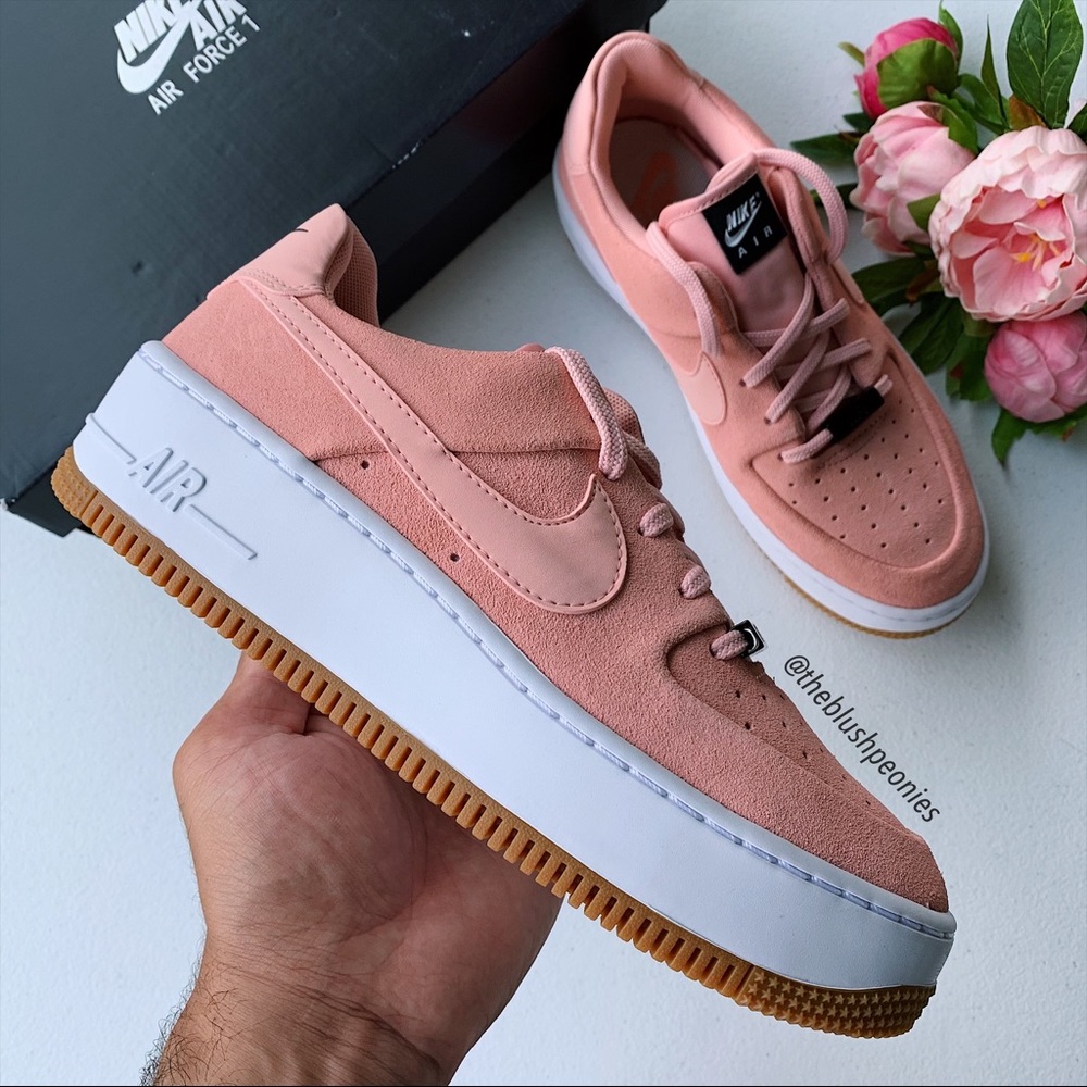 Nike Air Force 1 Sage Low NWT - Picture 4 of 13